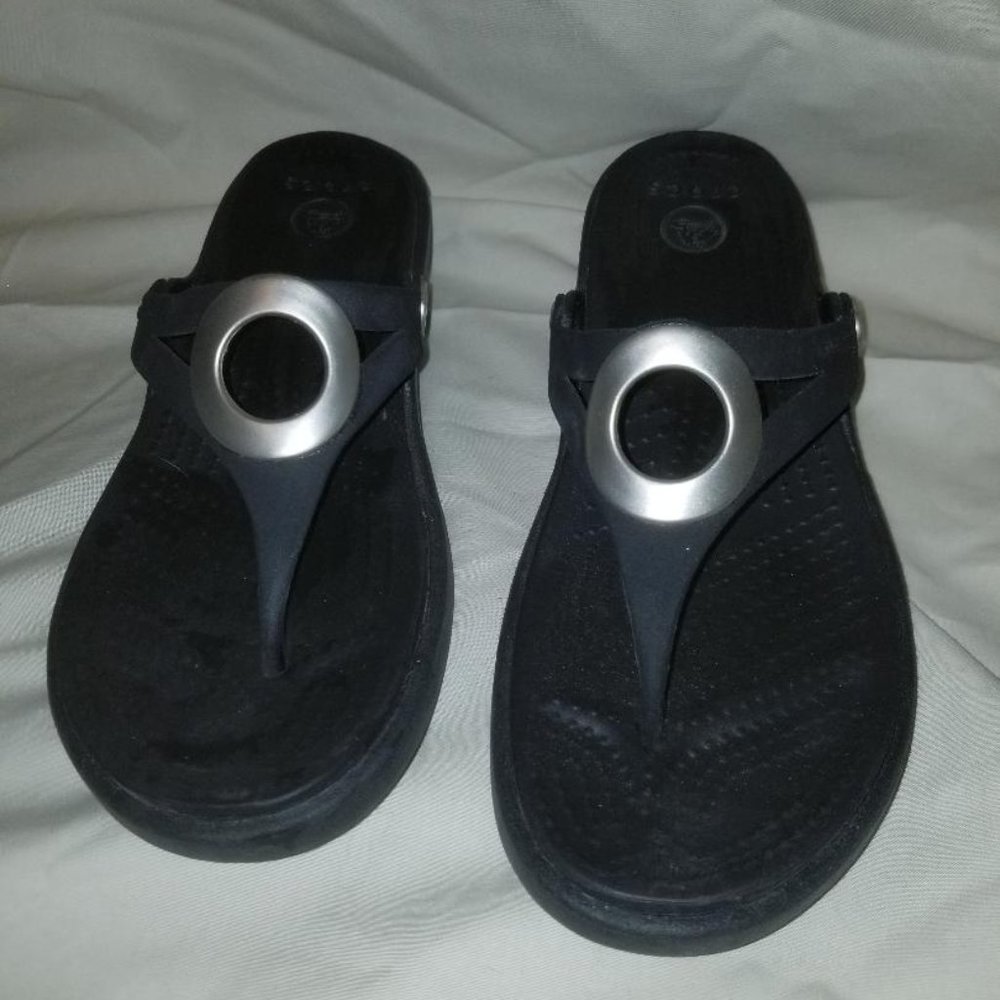CROCS